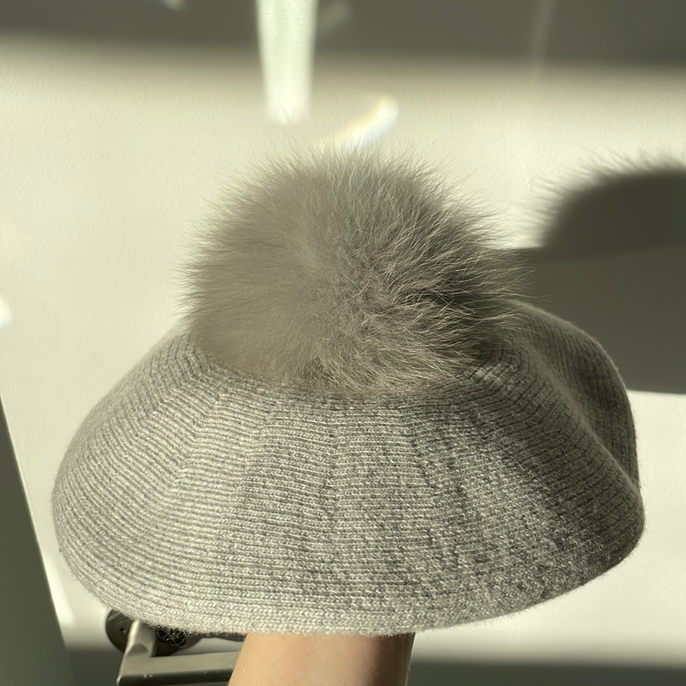 Grey pompom beret